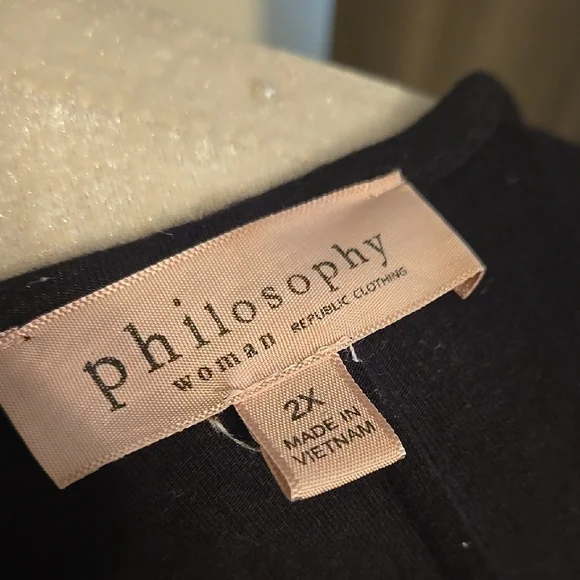 Philosophy Black Relaxed Short Sleeve Tee - Picture 2 of 3